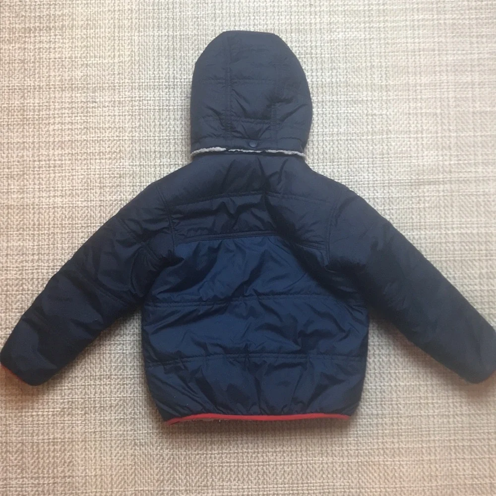 Patagonia Reversible Tribbles Jacket (size 5T)